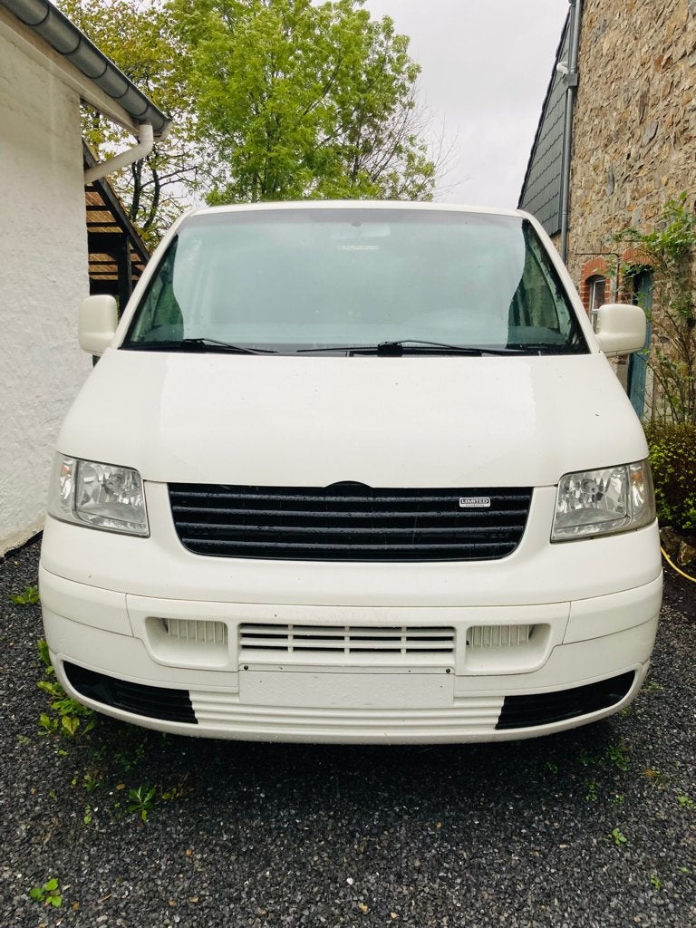 VW T5 MULTIVAN 2004 1.9TDI (105 ch) MARCHAND/EXPORT/GARAGE, Achat, 4 portes, 3 places, 1900 kg