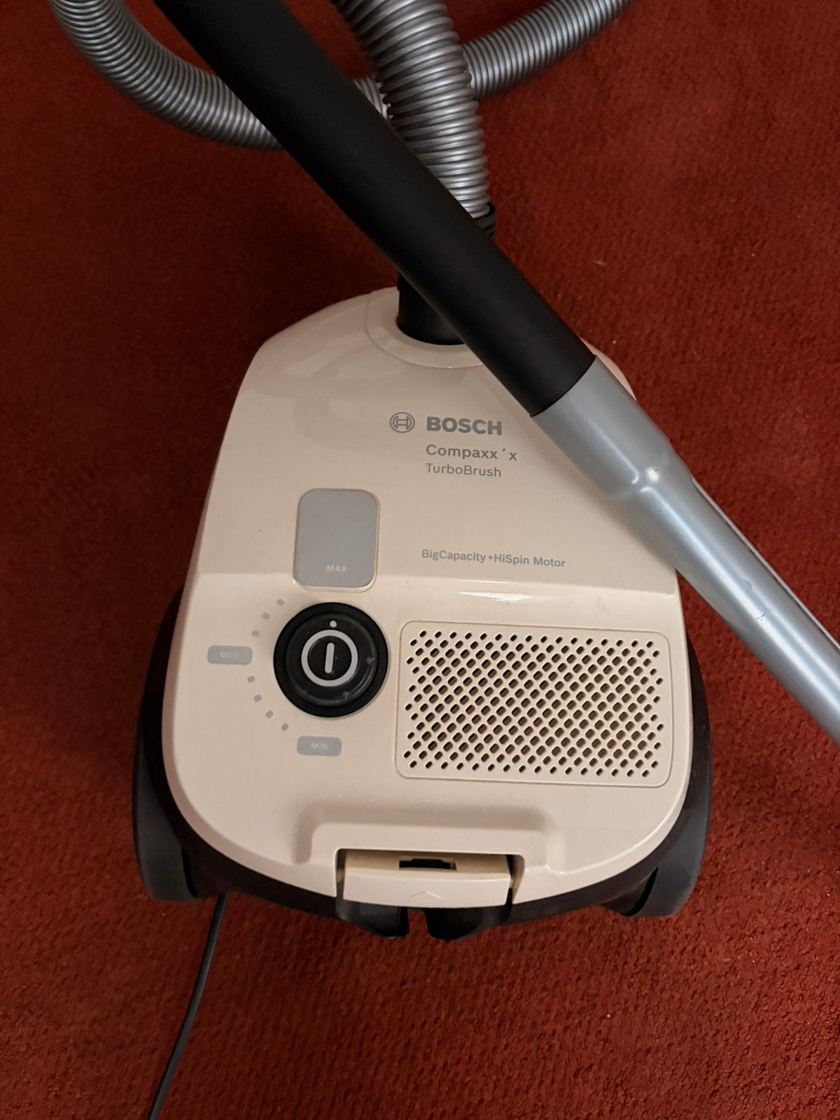 Bosch aspirateur avec deux sacs et deux accessoires offerts, Electroménager, Enlèvement, Comme neuf, Bosch