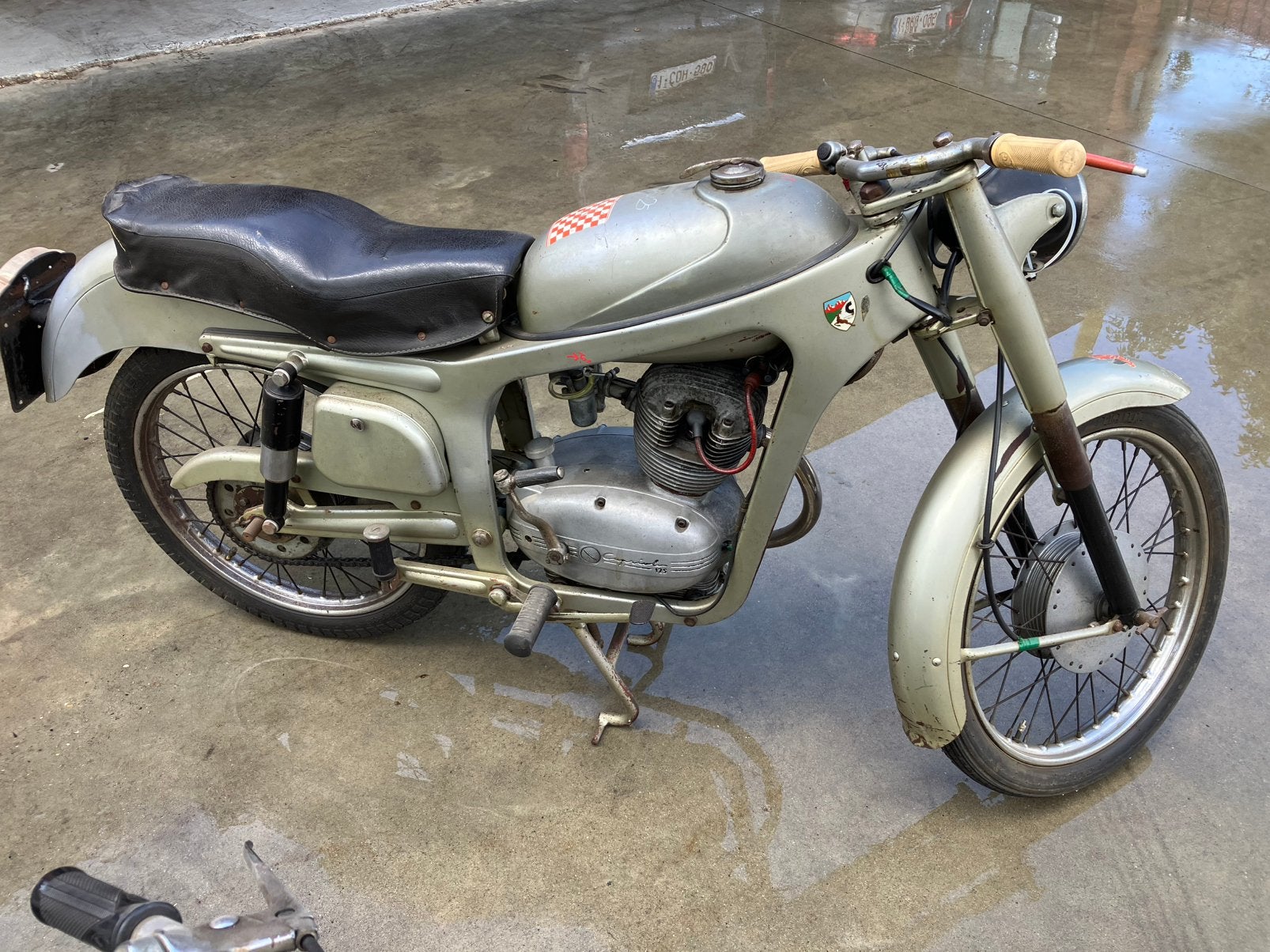 Capriolo 75 en 125 cc, Motoren