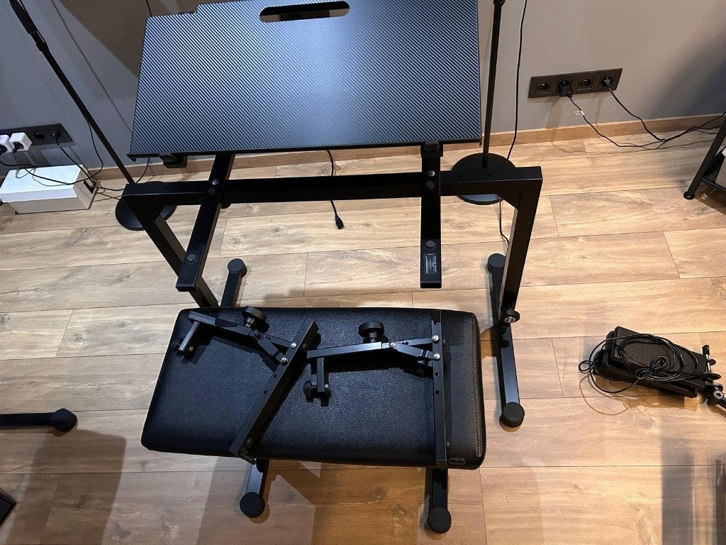 K&M Keyboard - Piano - Synthesizer stand met bank, Muziek en Instrumenten, Standaarden, Ophalen, Zo goed als nieuw, Instrumentstandaard