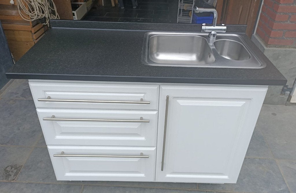 keuken,buitenkeuken,kitchenette,pantry graniet aanrechtblad, Tuin en Terras, Buitenkeukens, Zo goed als nieuw, Houtskool, Vrijstaand