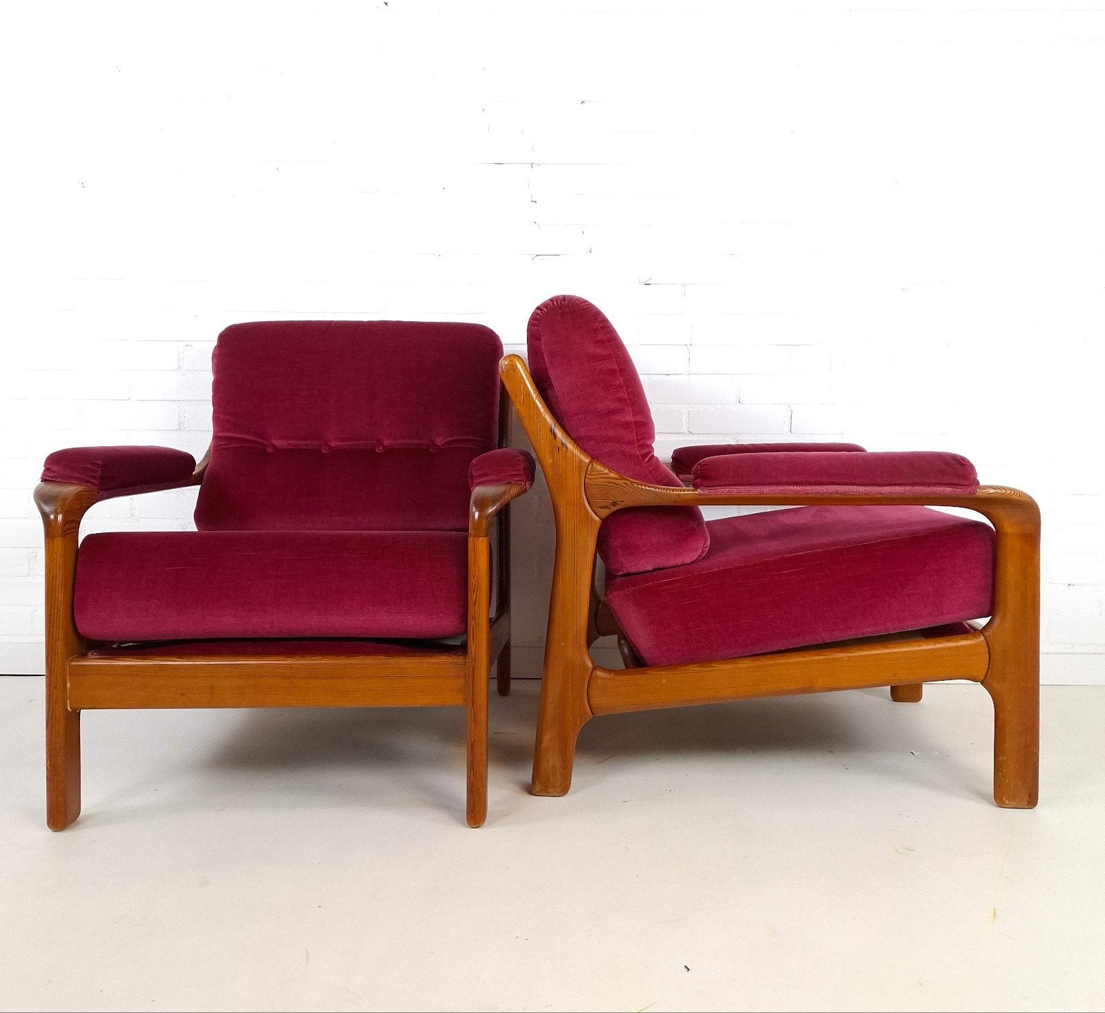 2x vintage fauteuil Deens design jaren 70 hout roze velours, Enlèvement