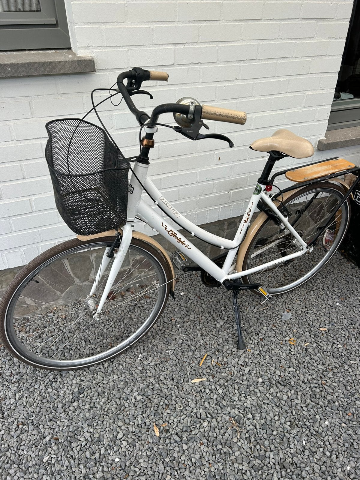Op te knappen damesfiets, Ophalen, Gebruikt