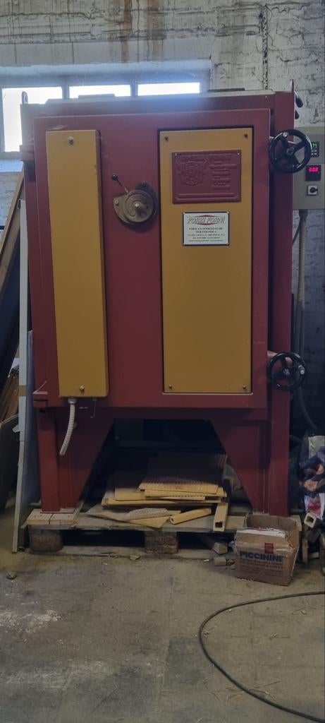 Four  Professionnel poterie céramique. 250L. . 1100°, Enlèvement