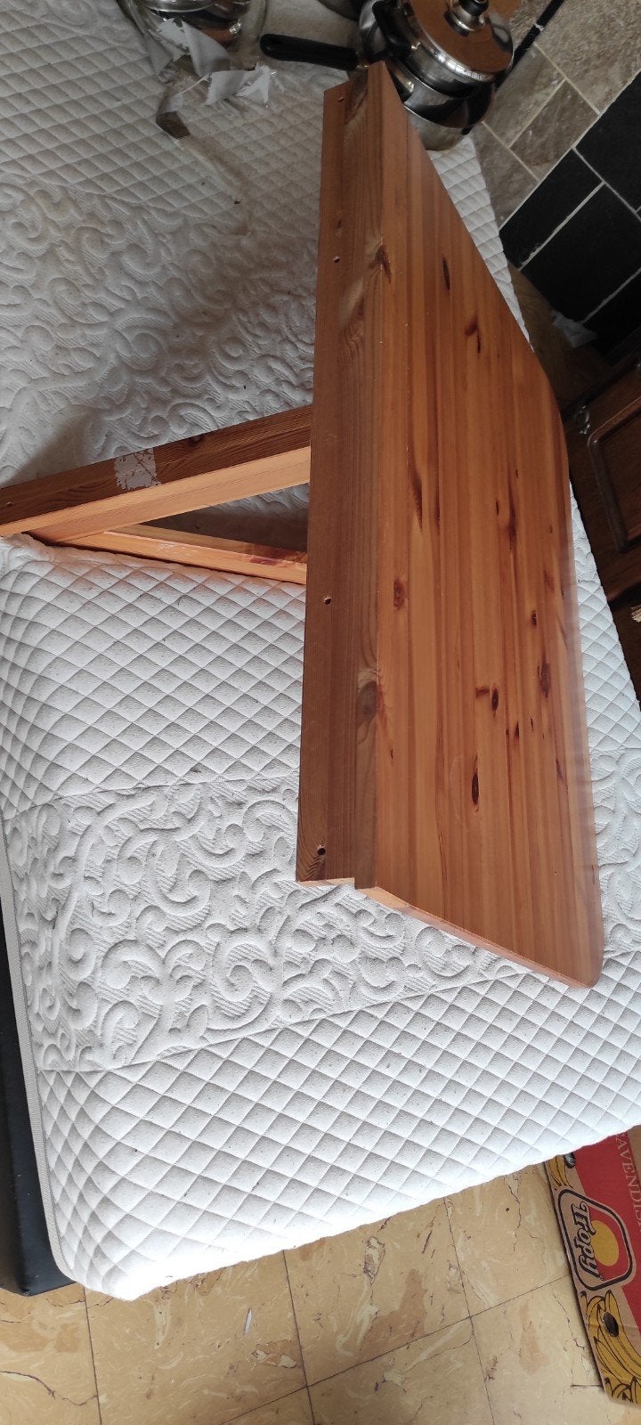 Table murale robuste pliable en bois tendre massif avec grai, Maison & Meubles, Enlèvement