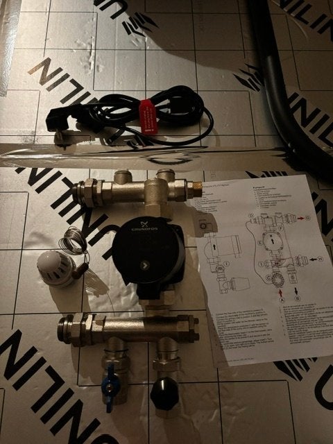vloerverwarming pompgroep, Doe-het-zelf en Bouw, Ophalen of Verzenden, Nieuw