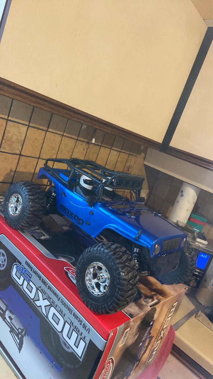RC team corally moxoo, Hobby en Vrije tijd, Modelbouw | Radiografisch | Auto's, Elektro, Auto offroad, Nieuw, Ophalen of Verzenden