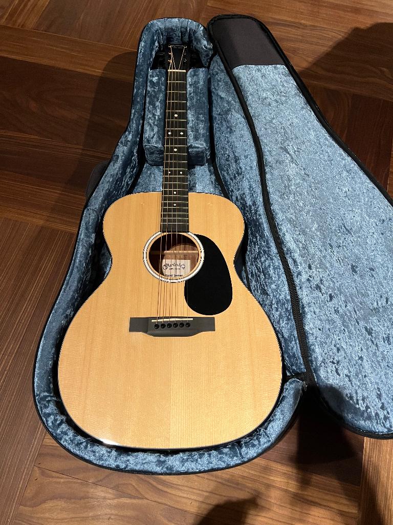Martin Road Series 000-12-E, Ophalen, Zo goed als nieuw, Met koffer