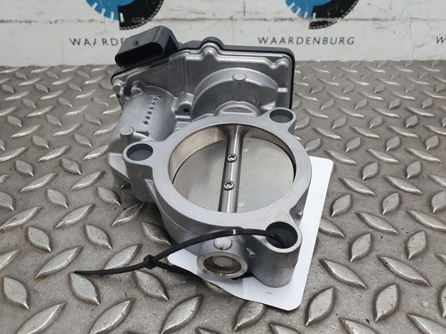 BMW 3 SERIES GASKLEPHUIS 13547619008 2024, Ophalen of Verzenden, Gebruikt, ARN erkend