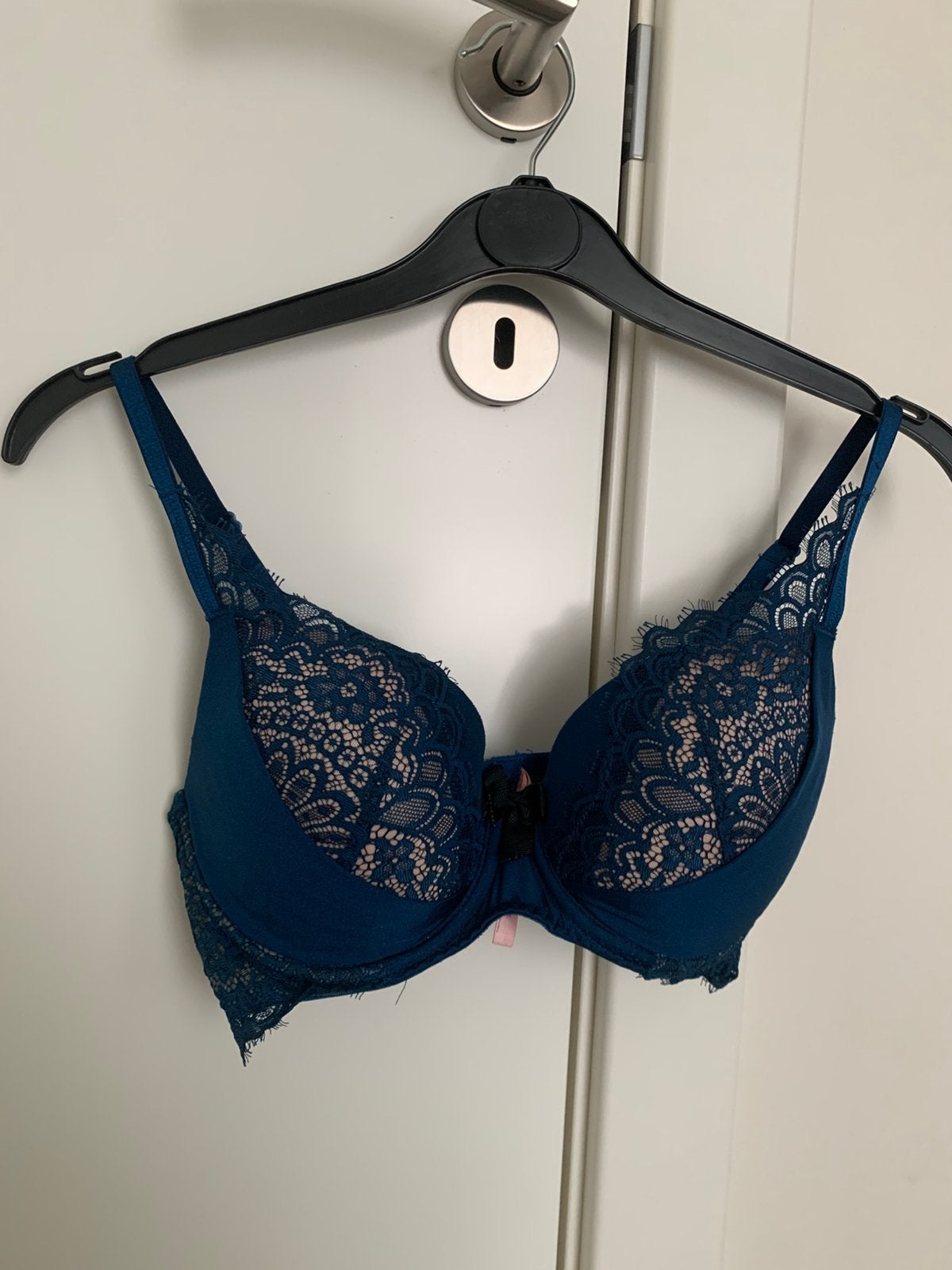 Blauwe bh Hunkemöller met strikje en kant EU 70D (FR 85D), Ophalen of Verzenden, BH