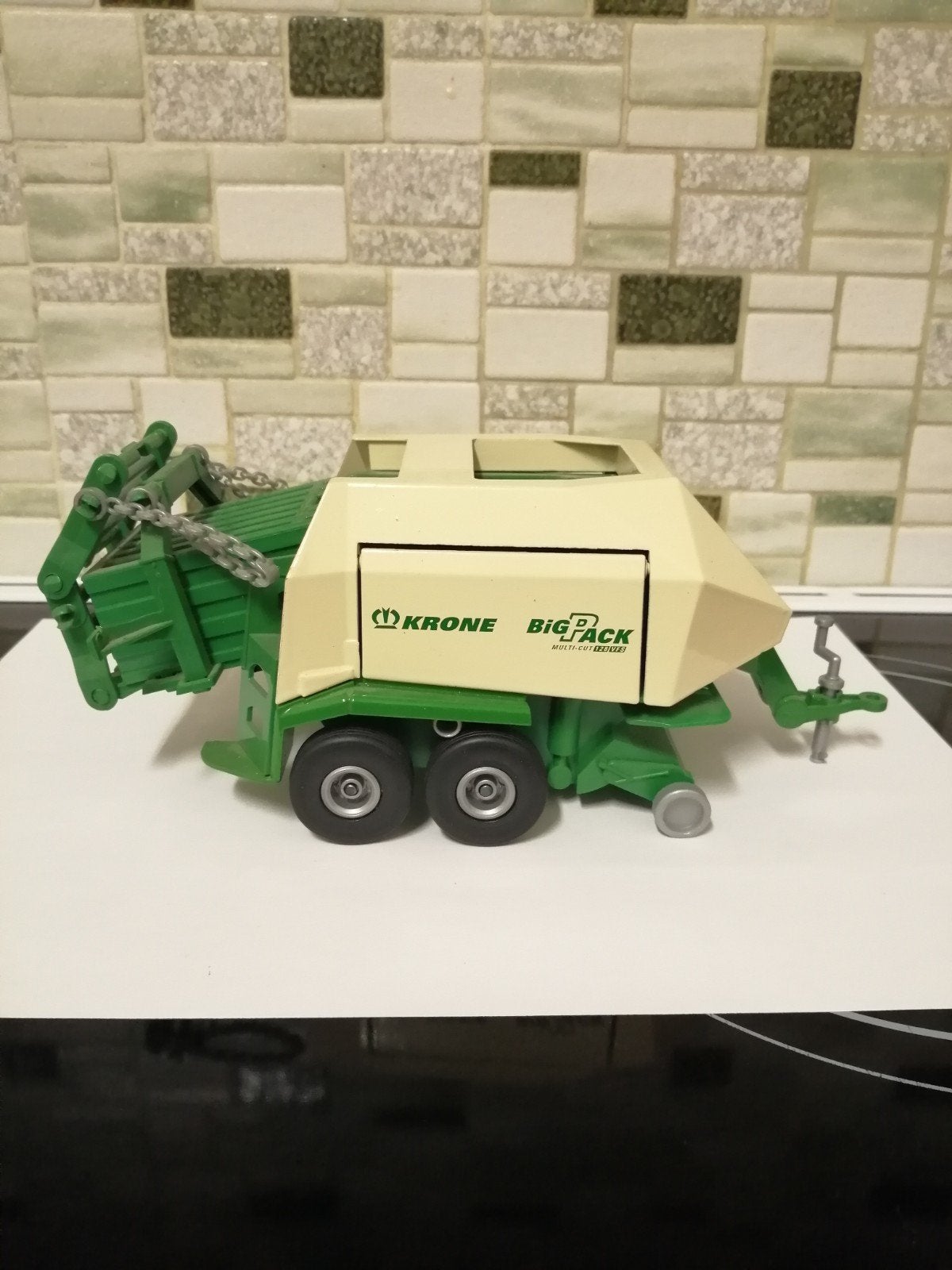 Krone pres Siku, Hobby en Vrije tijd, Modelauto's | 1:32, Ophalen of Verzenden, Zo goed als nieuw, Tractor of Landbouw, SIKU
