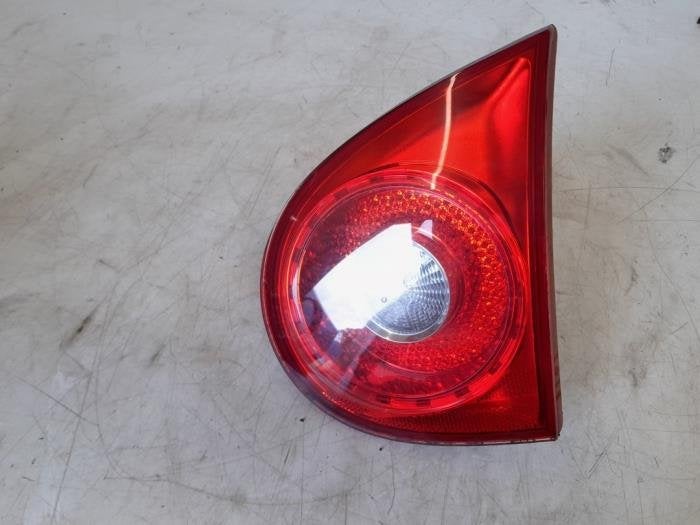 Achterlicht rechts van een Volkswagen Golf, Gebruikt, -, Volkswagen, -