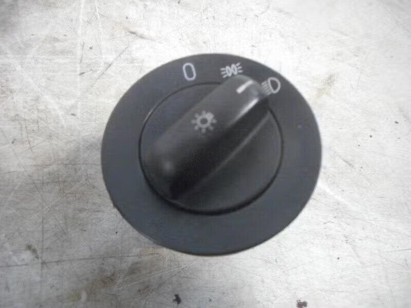 LICHTSCHAKELAAR BMW 5 serie (E39) (8352212), Gebruikt, Ophalen of Verzenden, Petuelring 130 80809 München, DE, BMW