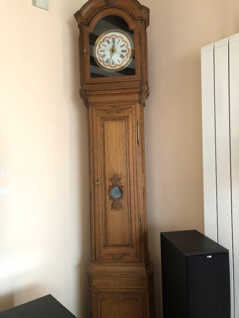 Horloge de parquet, Enlèvement