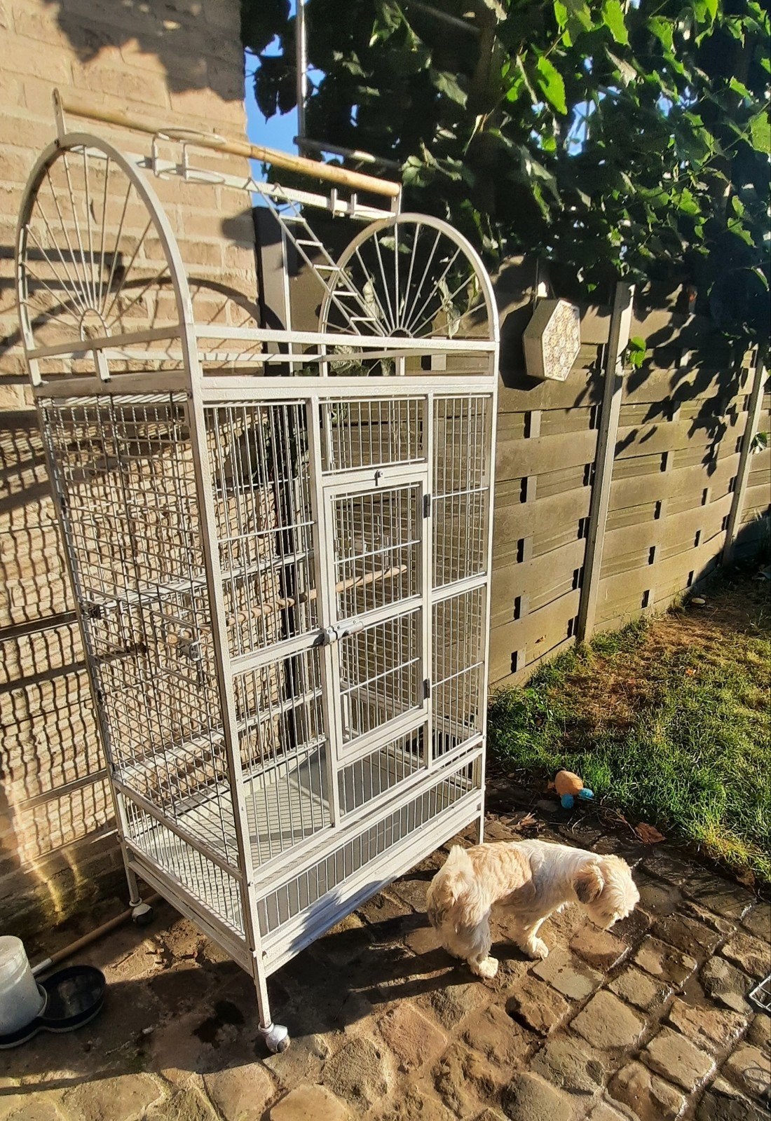 grande voilière blanche, grande cage à oiseaux, perruches, p, Enlèvement, Comme neuf, Métal, Volière