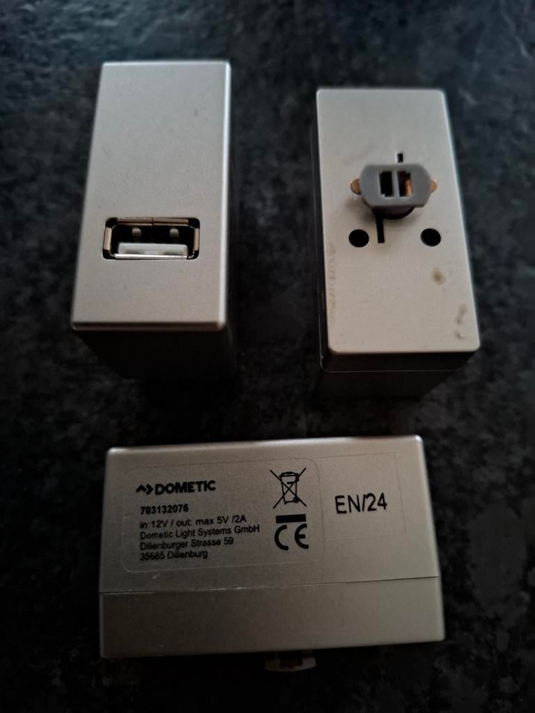 Usb poorten caravan vooral dethleffs, Ophalen