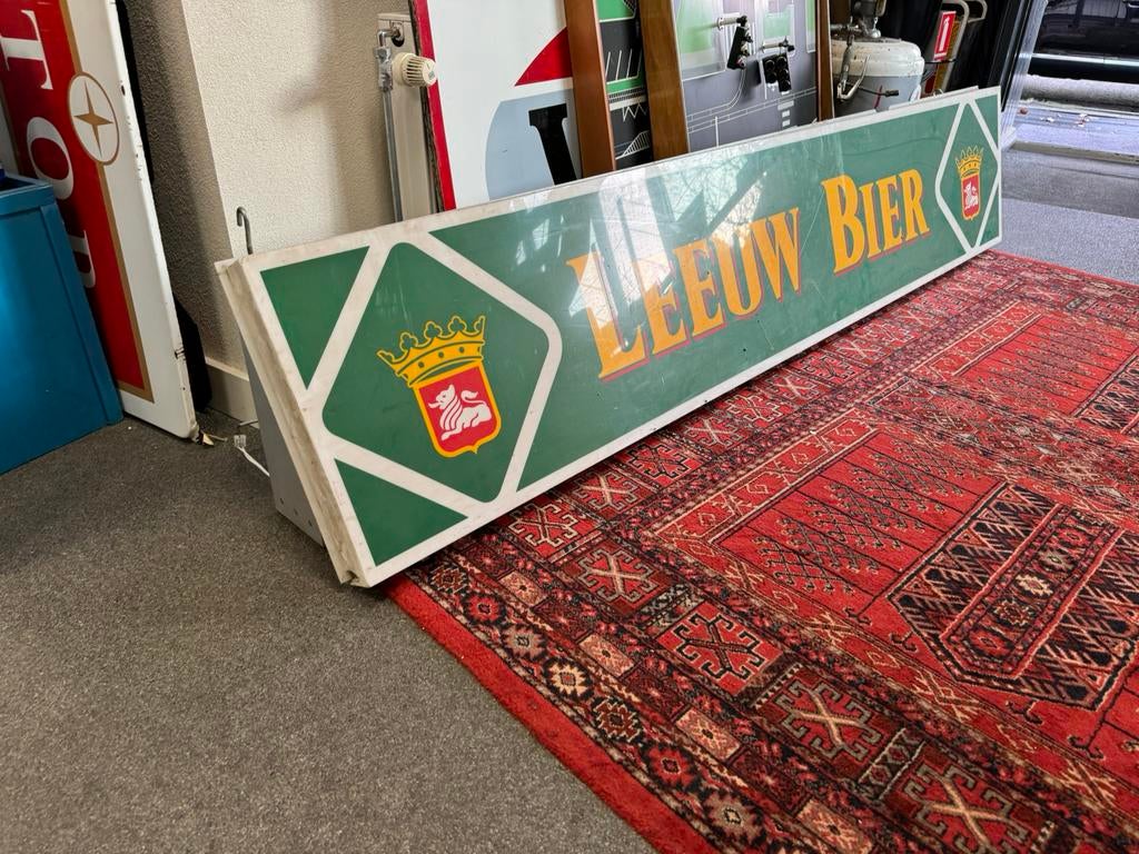 LEEUW BIER oude reclame lichtbak XXL, Ophalen of Verzenden, Gebruikt, Lichtbak of (neon) lamp