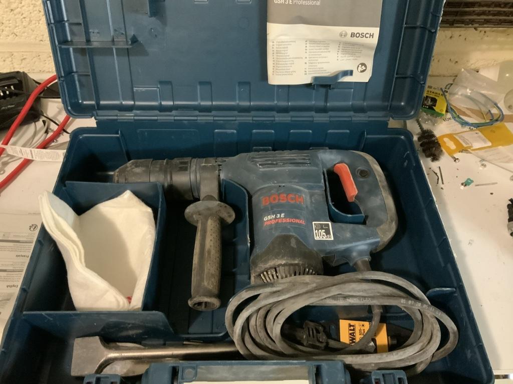 Marteau burin Bosch Pro, Bricolage & Construction, 600 watts ou plus, Enlèvement, Utilisé, Mécanisme de percussion