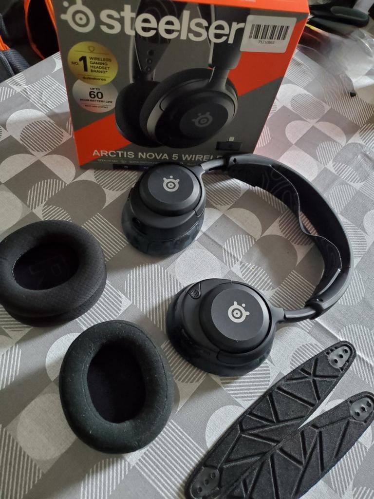 SteelSeries Arctis Nova 5 Wireless, Enlèvement ou Envoi, Comme neuf