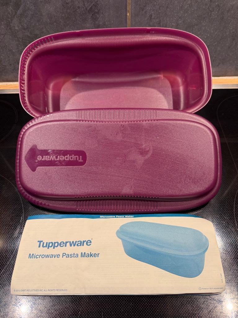 Tupperware pastakoker, Huis en Inrichting, Keuken | Tupperware, Ophalen of Verzenden, Nieuw, Paars