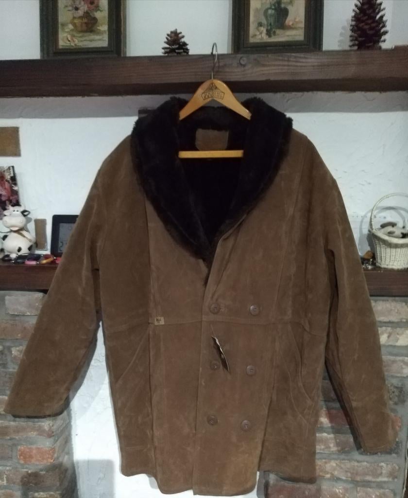NEUF - Veste brune fourrée en peau taille  54, Enlèvement ou Envoi, Neuf, Taille 52/54 (L), Brun