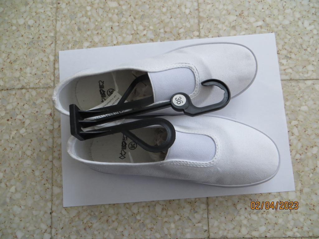NIEUW Witte turnpantoffel maat 36, Sports & Fitness, Gymnastique, Neuf, Enlèvement, Blanc, Chaussons de gymnastique