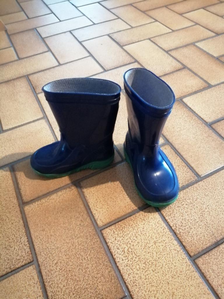 regenlaarsjes, Ophalen, Zo goed als nieuw