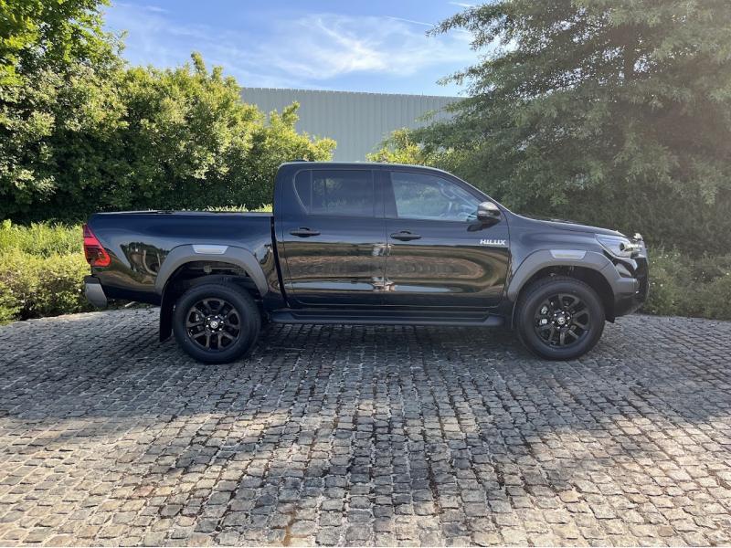 Toyota Hilux Invincible, 286 g/km, Electronic Stability Program (ESP), Noir, Diesel