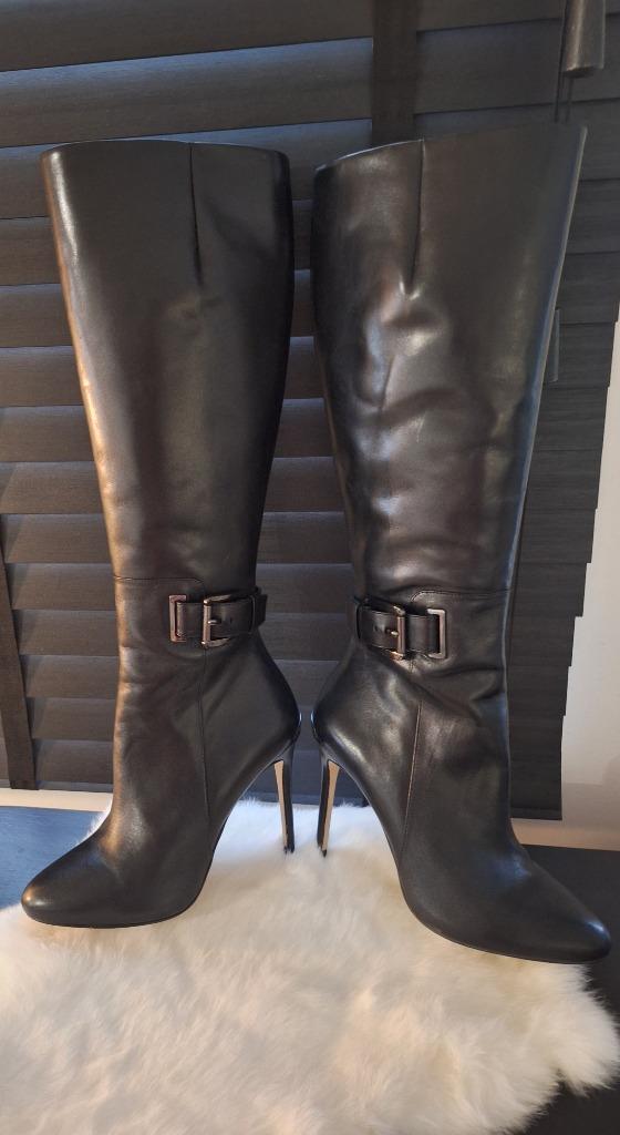 Prachtige Michael Kors-laarzen maat 36,5., Kleding | Dames, Zwart, Ophalen of Verzenden, Zo goed als nieuw, Hoge laarzen