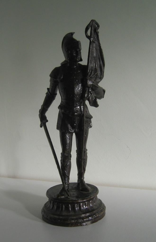 CHEVALIER EN MÉTAL - 8085, Antiquités & Art, Art | Art non-occidental, Enlèvement, Métal