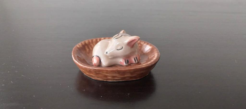 Sculpture en Porcelaine, Enlèvement