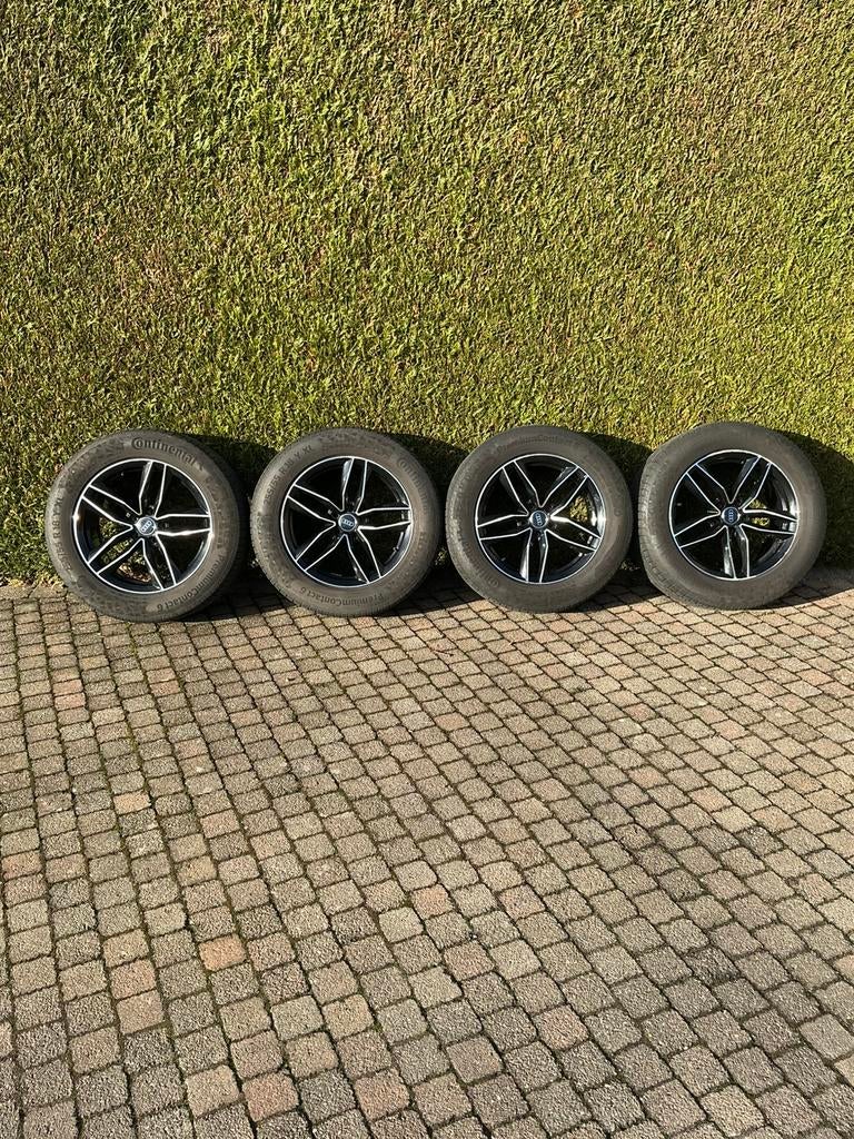 Velgen 8J -  18 met Banden, Auto-onderdelen, Ophalen, Band(en)
