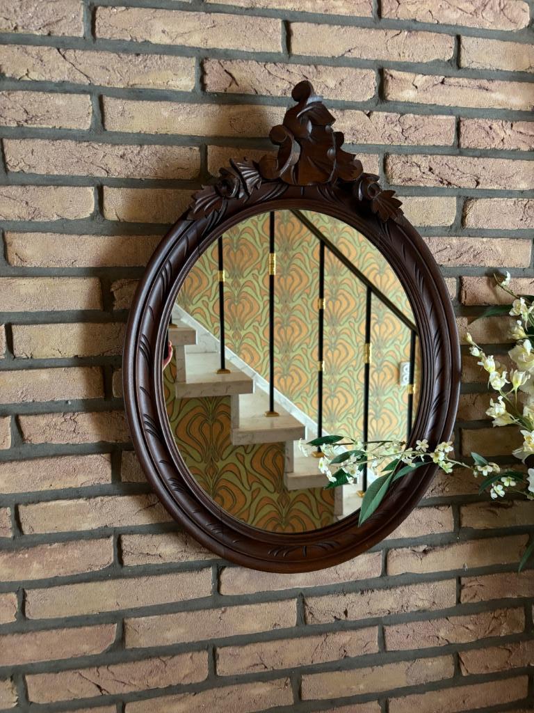 Beau miroir ancien, Enlèvement
