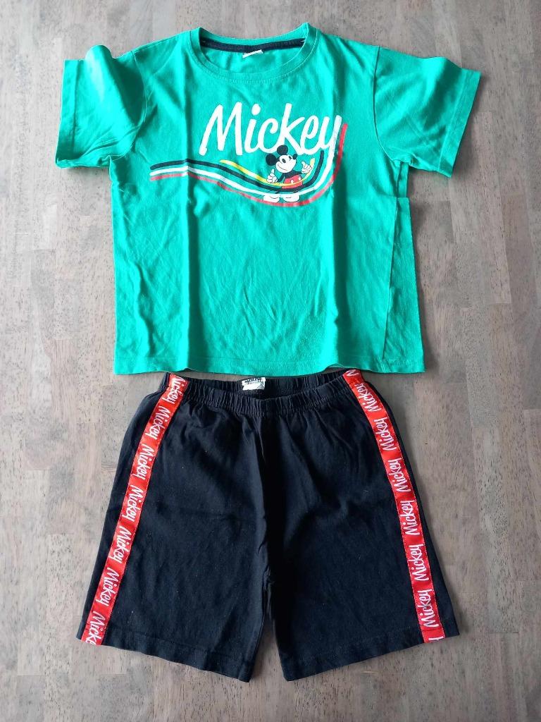 pyjama mickey maat 128/134 disney, Enfants & Bébés, Vêtements enfant | Taille 128, Disney, Garçon, Enlèvement ou Envoi, Vêtements de nuit ou Sous-vêtements