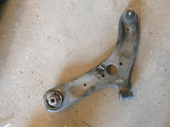 Bras de suspension avant gauche d'un Hyundai I20, Enlèvement ou Envoi, 3 mois de garantie, Utilisé, Hyundai