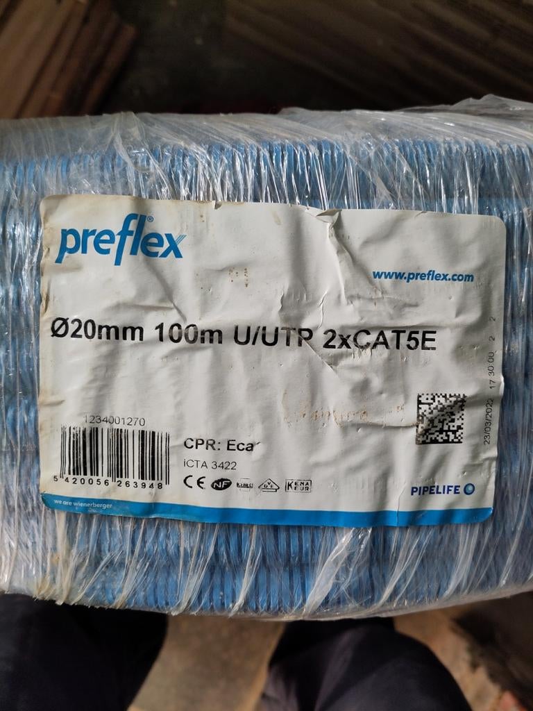 Preflex 20mm 100m U/UTP 2xCAT5E, Doe-het-zelf en Bouw, Ophalen