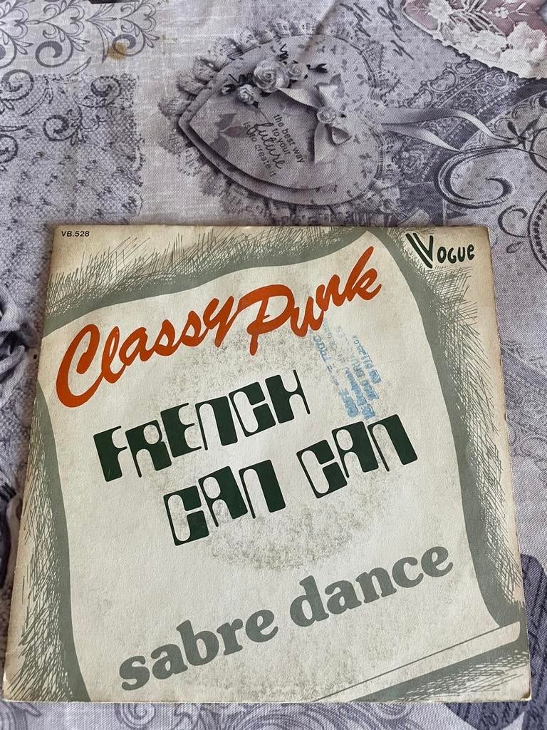 Classy punk - french  can can, Ophalen of Verzenden