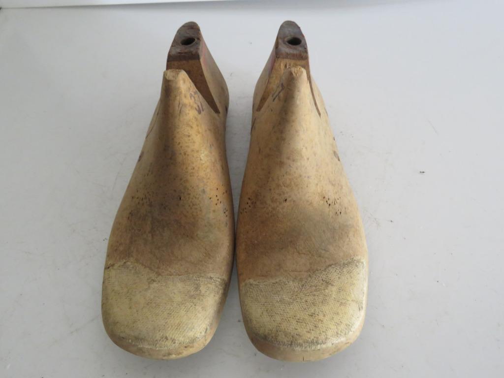 Paire de chaussure ancienne dure pointure 37, Enlèvement ou Envoi