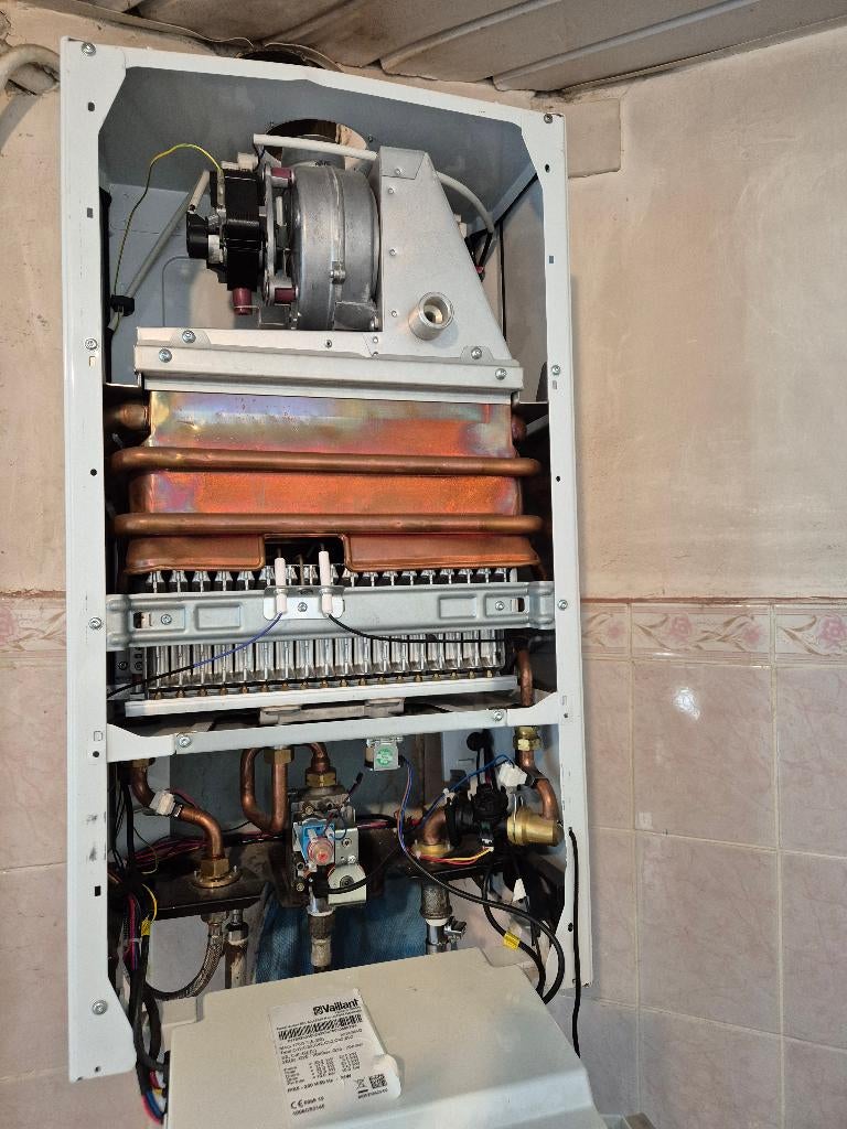 chaudière Vaillant, Chauffe-eau, Utilisé, Gaz naturel, 6 à 10 ans