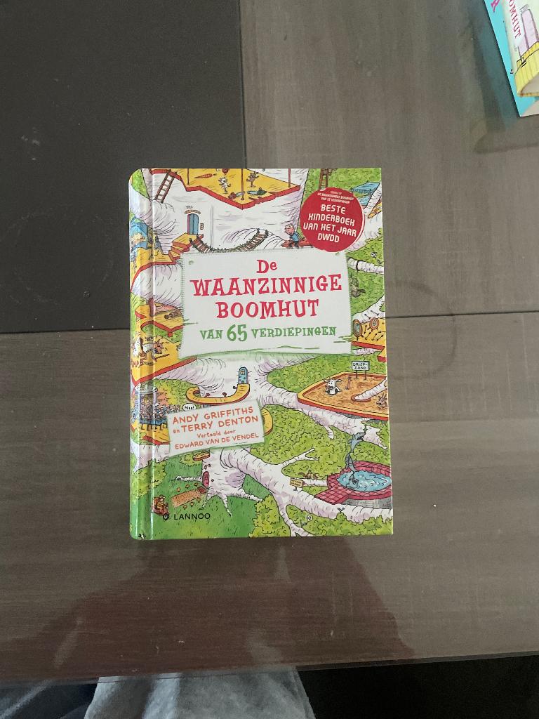 De waanzinnige boomhut van 65 verdiepingen, Boeken, Ophalen, Zo goed als nieuw, Roald Dahl