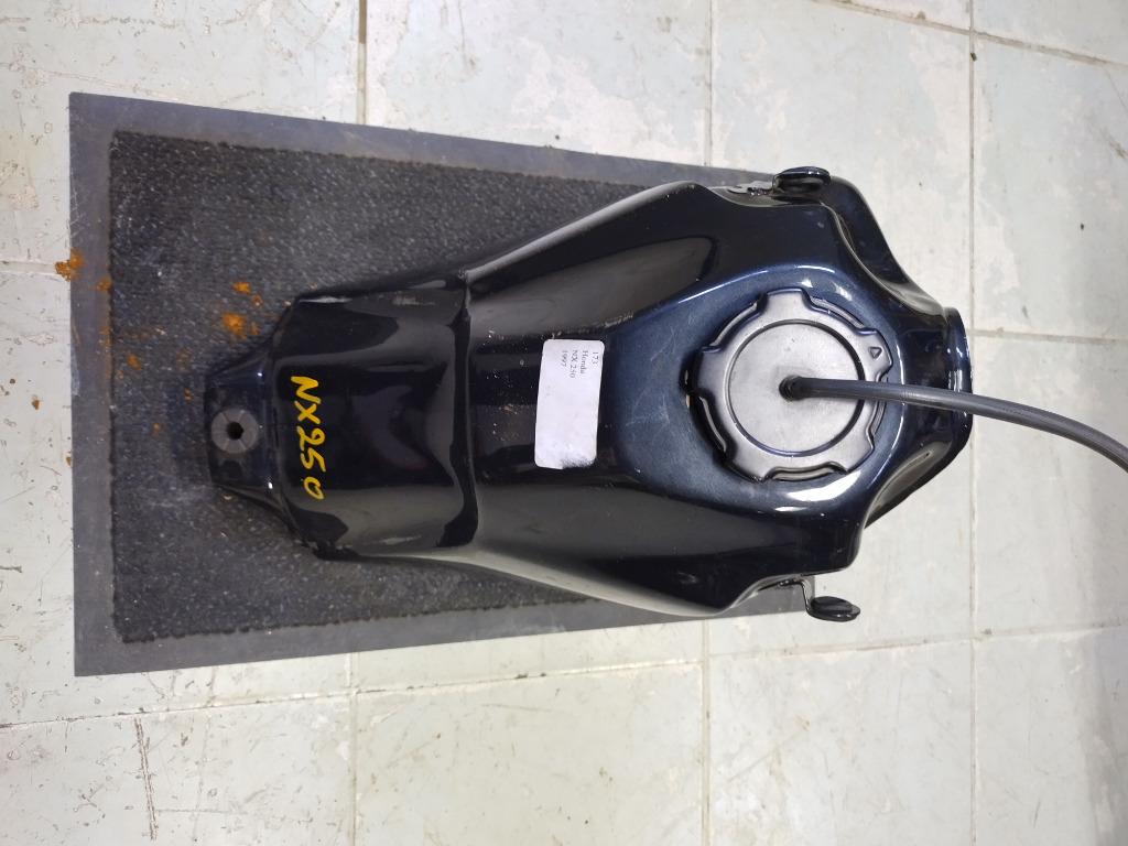 honda nx 250 benzinetank, Motoren, Ophalen of Verzenden, Gebruikt