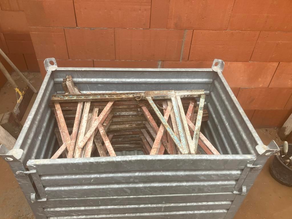 40 balkkklemmen in stapelbak, Doe-het-zelf en Bouw, Ophalen, Gebruikt, 250 mm of meer, Overige typen