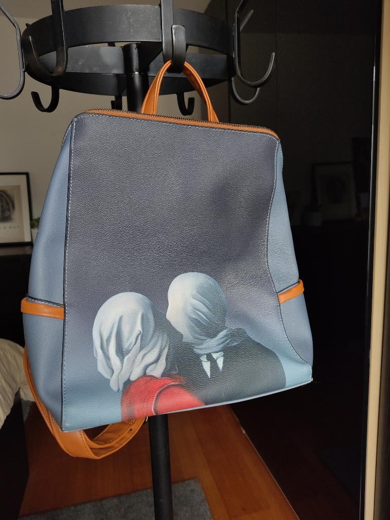 sac à dos Kevin, The Lovers (René Magritte), Enlèvement ou Envoi, Utilisé, Autres marques
