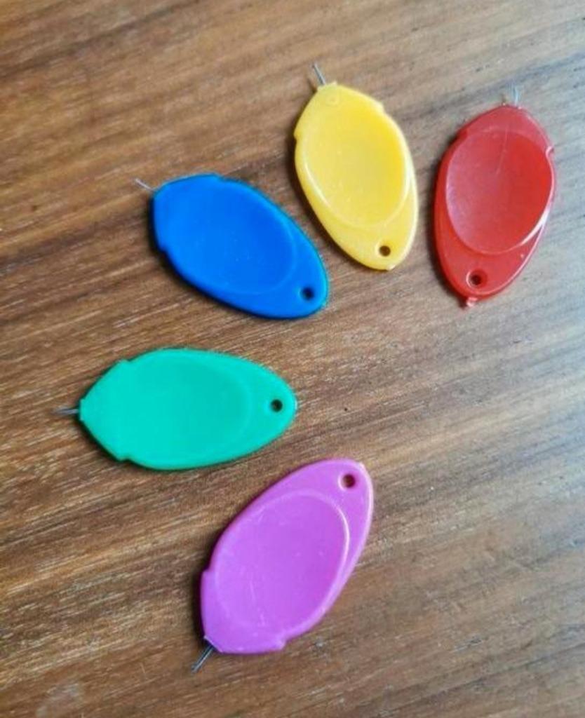 Draad naald doorvoer, hulp om draad in naald te krijgen, Hobby en Vrije tijd, Naaien en Fournituren, Ophalen of Verzenden, Nieuw