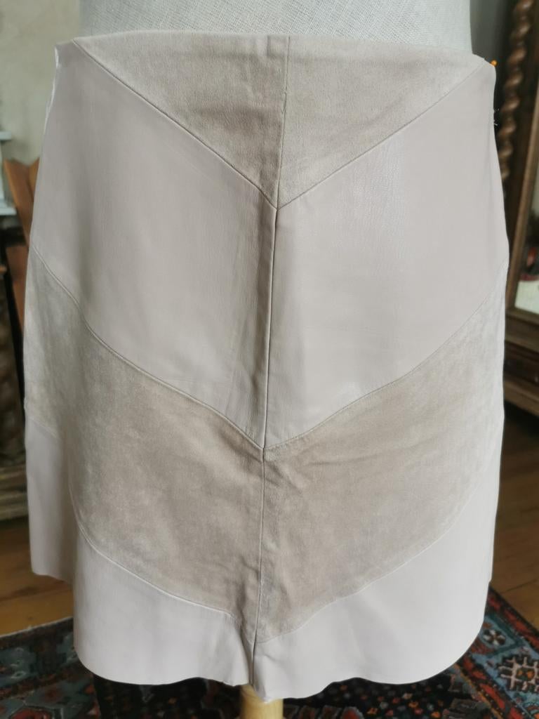 Très jolie jupe rose clair de Zara Basic, Vêtements | Femmes, Enlèvement ou Envoi, Comme neuf, Taille 38/40 (M), Rose