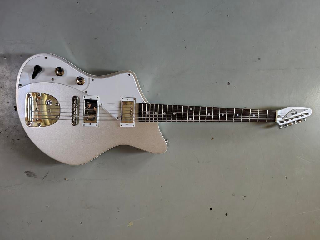 Eastwood Jeff Senn Model One Baritone links, Ophalen
