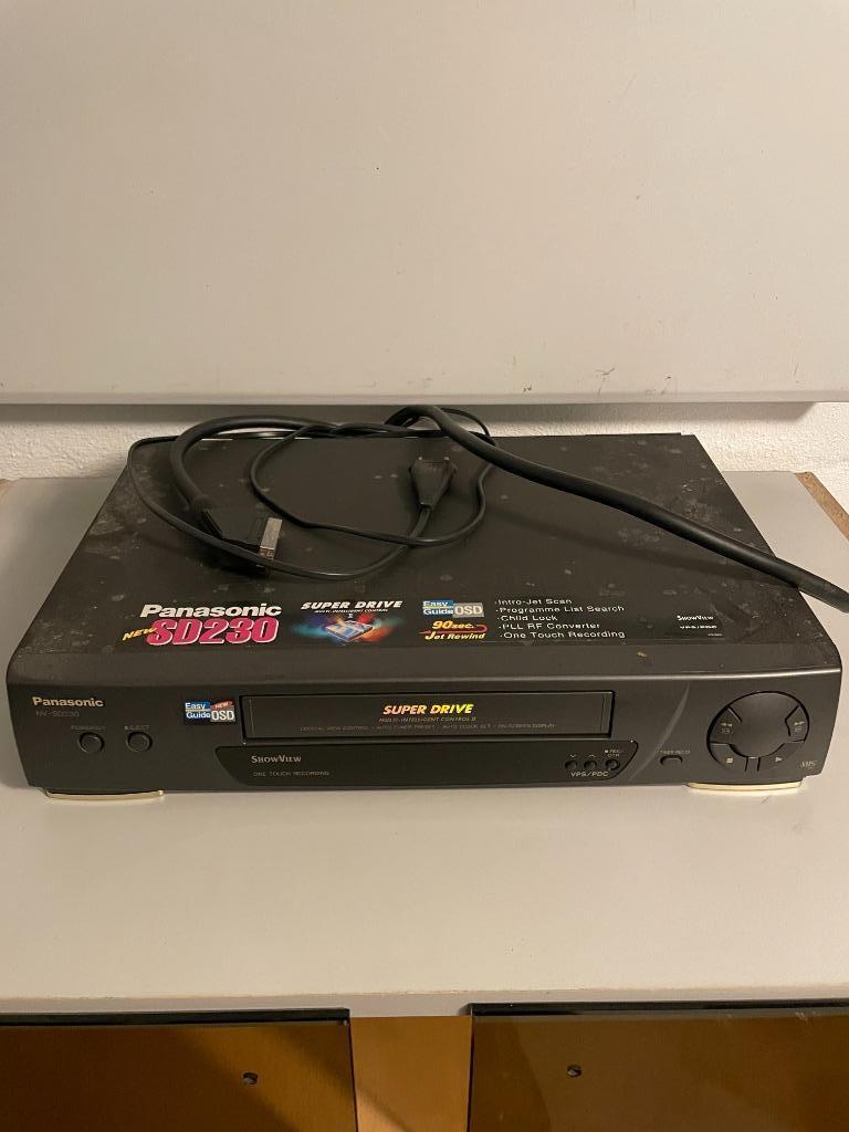 cassette tv speler, Audio, Tv en Foto, Ophalen, Zo goed als nieuw