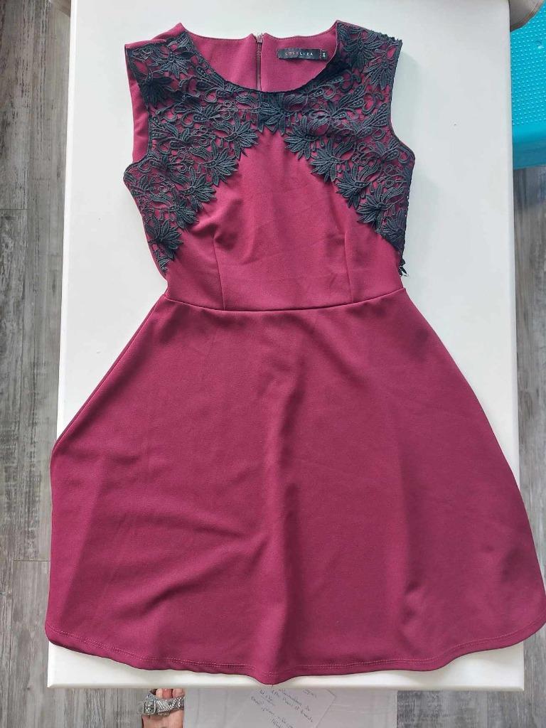 Robe Lola Liza taille 34. Couleur bordeaux. Très bon état, Lola & Liza, Autres couleurs, Au-dessus du genou, Enlèvement