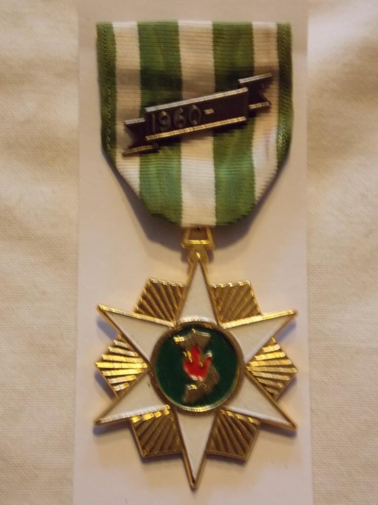 Médaille de campagne de la République du Vietnam 1960, Enlèvement ou Envoi, Armée de terre, Ruban, Médaille ou Ailes