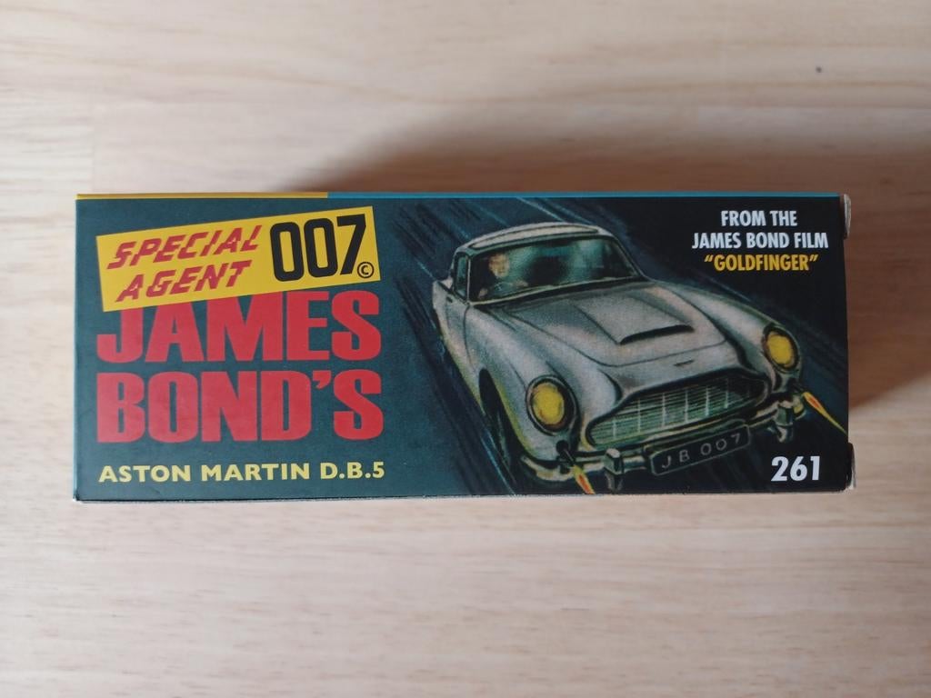 Corgi 261 James Bond 007 Aston Martin DB5, Hobby & Loisirs créatifs, Enlèvement ou Envoi, Corgi